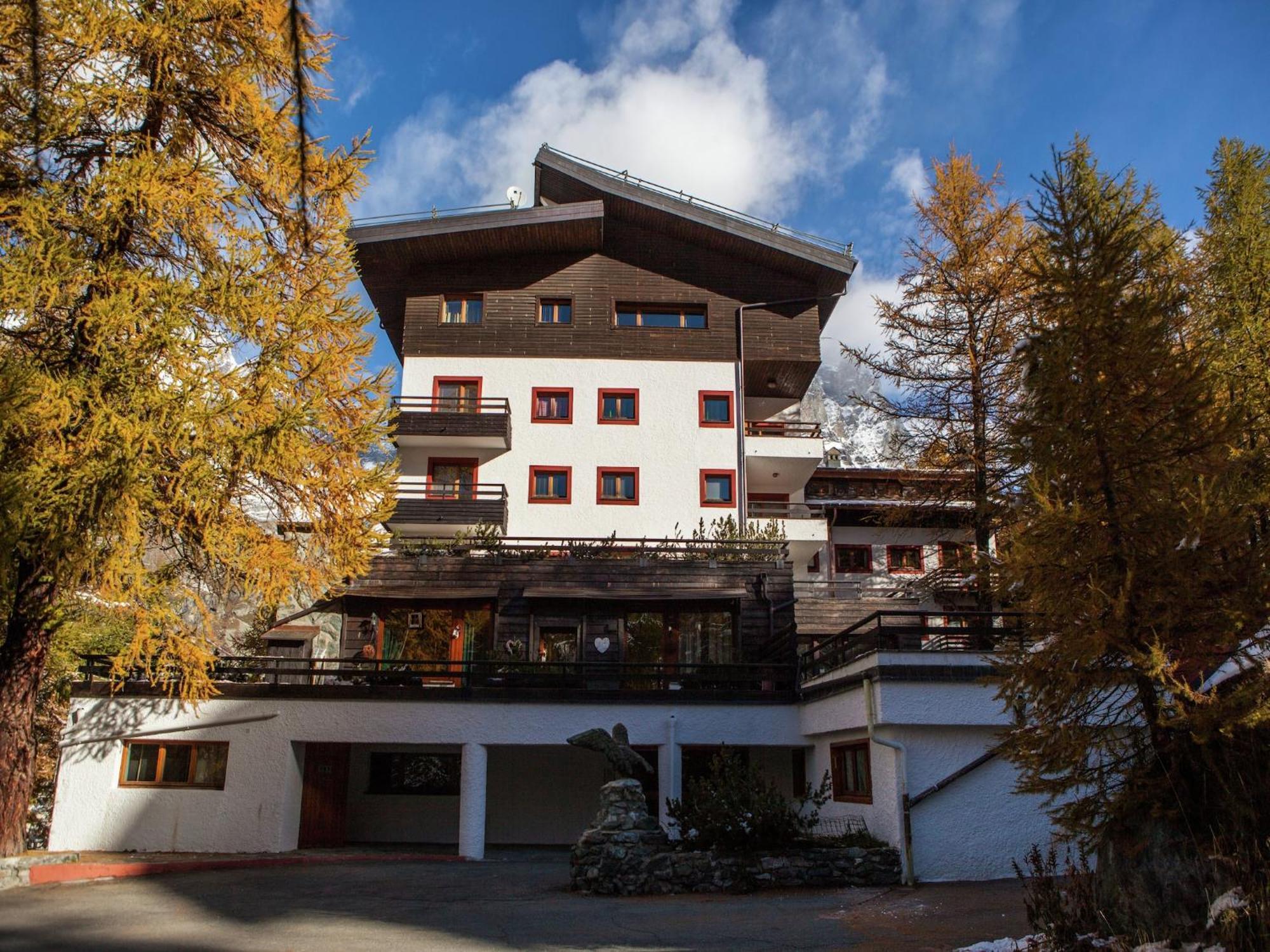 Contemporary Apartment In Breuil Cervinia Near Ski Area Экстерьер фото