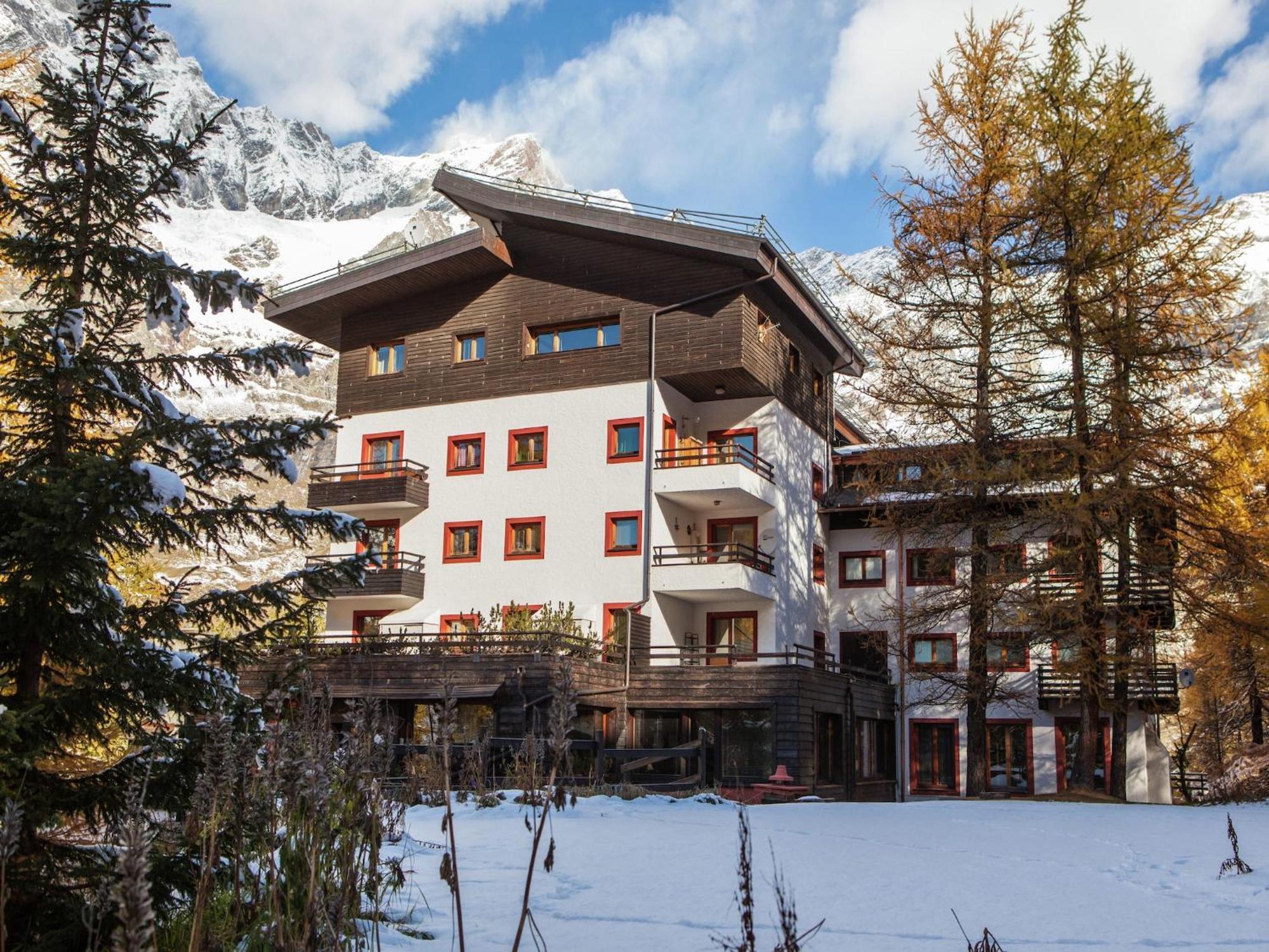 Contemporary Apartment In Breuil Cervinia Near Ski Area Экстерьер фото