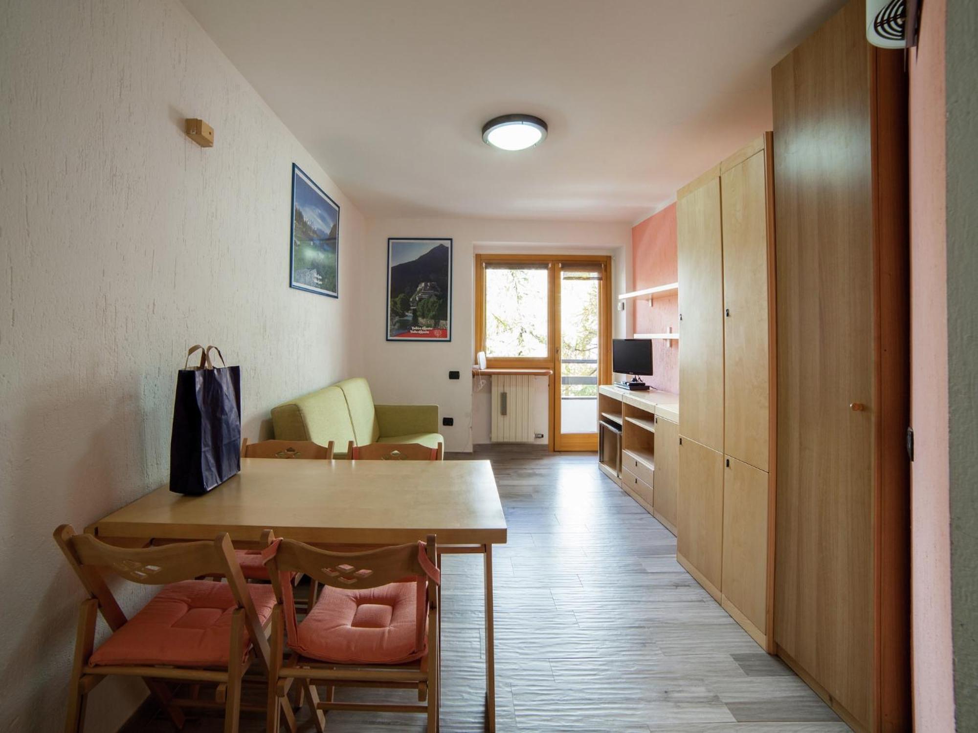 Contemporary Apartment In Breuil Cervinia Near Ski Area Экстерьер фото