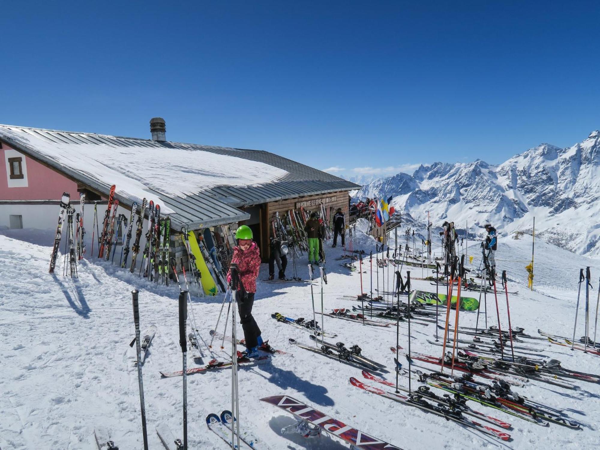 Contemporary Apartment In Breuil Cervinia Near Ski Area Экстерьер фото